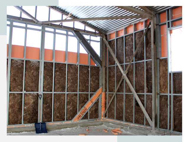 Утепленные ангары в Керчи