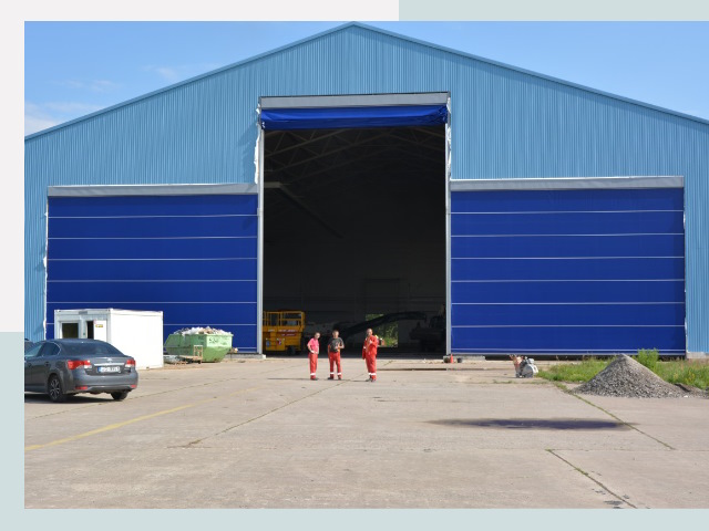 Ангарные ворота в Керчь от СтальСтрой-Крч по цене 613 руб.