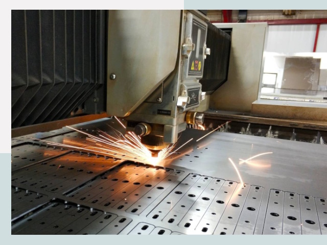 Лазерная резка металла в Керчи от 613 руб.